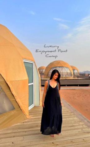 Luxury Enjoyment Point Bubbles Camp